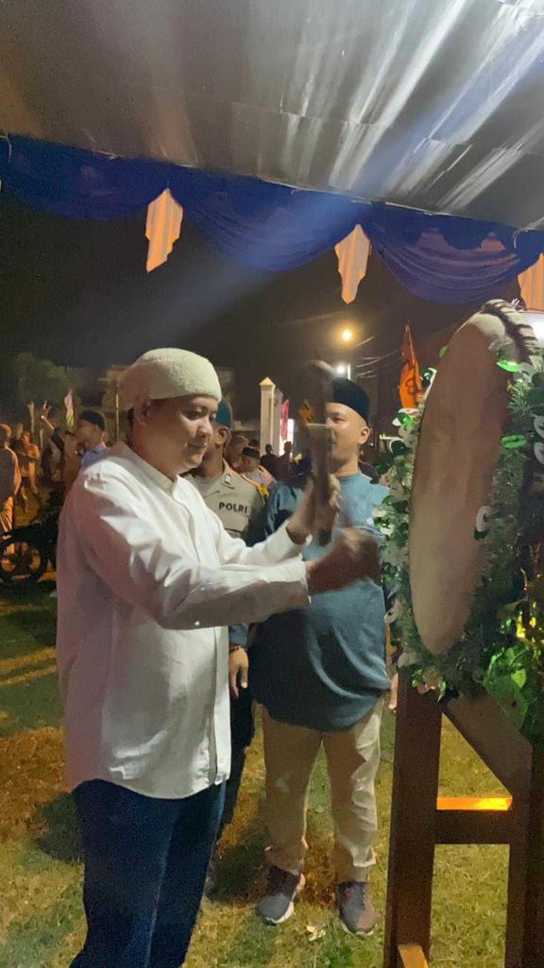 pawai-obor-malam-perayaan-hari-raya-idul-fitri-1-syawal-1444-h-2023-desa-medan-krio