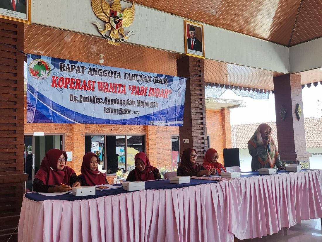 rapat-anggota-tahunan-koperasi-wanita-padi-indah-2023