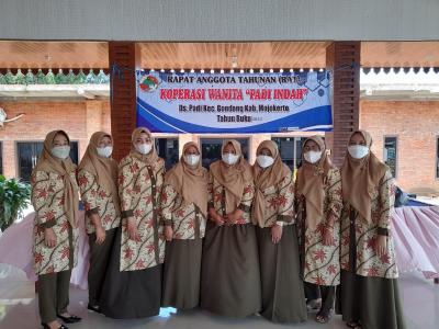 koperasi-wanita-padi-indah-desa-padi-mengadakan-rapat-anggota-tahunan-rat