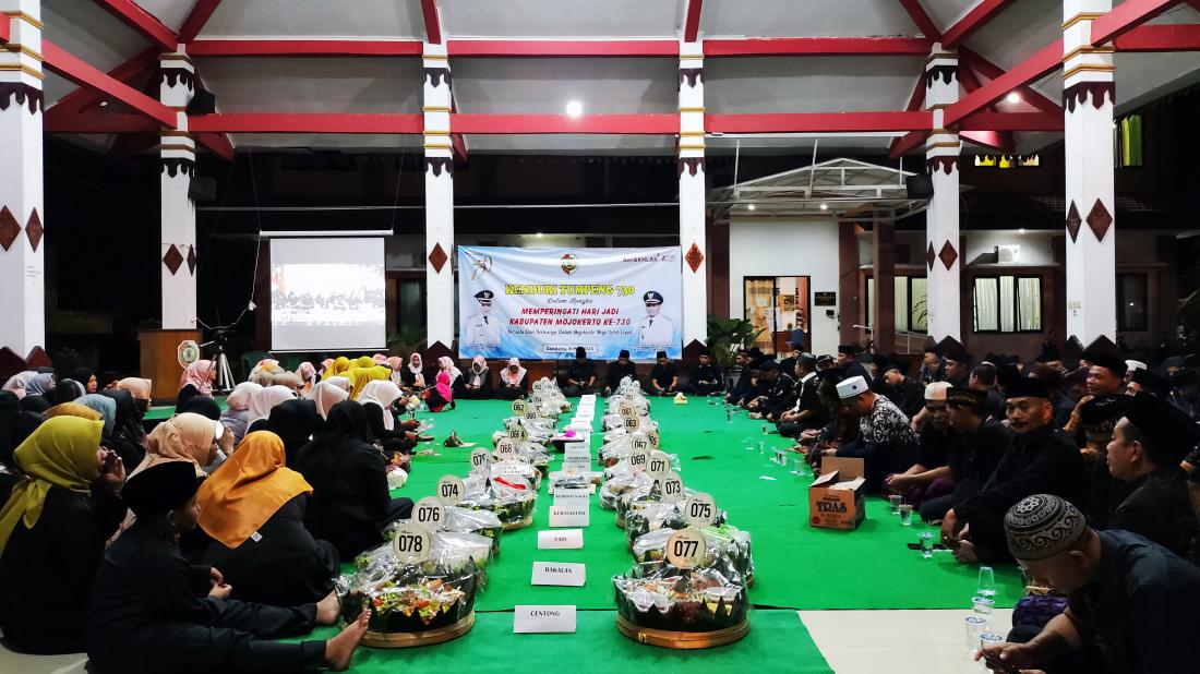 kenduri-730-tumpeng-peringatan-hari-jadi-kab-mojokerto-ke-730