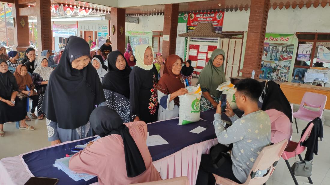 pembagian-beras-cadangan-pemerintah-untuk-bantuan-pangan-2023-tahap-2-bulan-november