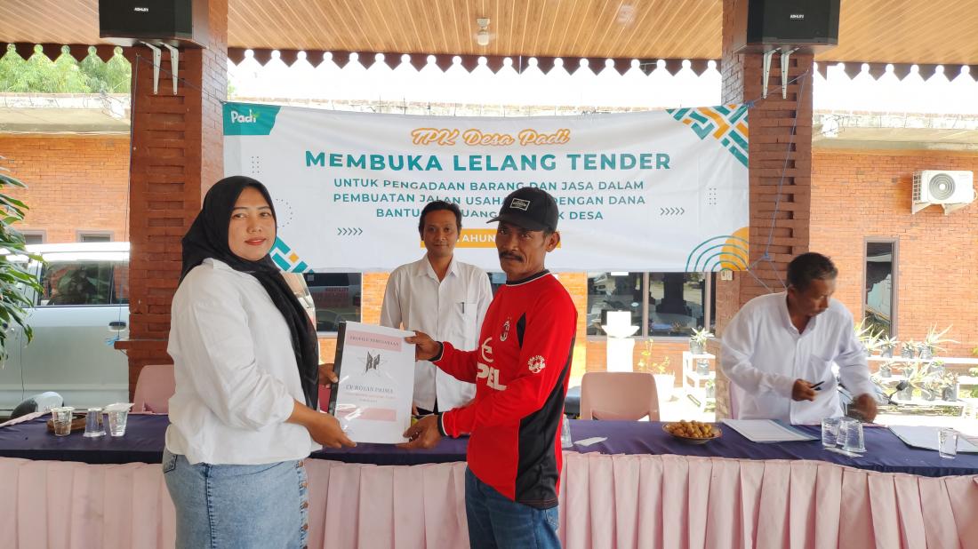kegiatan-lelang-tender-untuk-pembangunan-jalan-usaha-tani-dari-bantuan-keuangan-untuk-desa