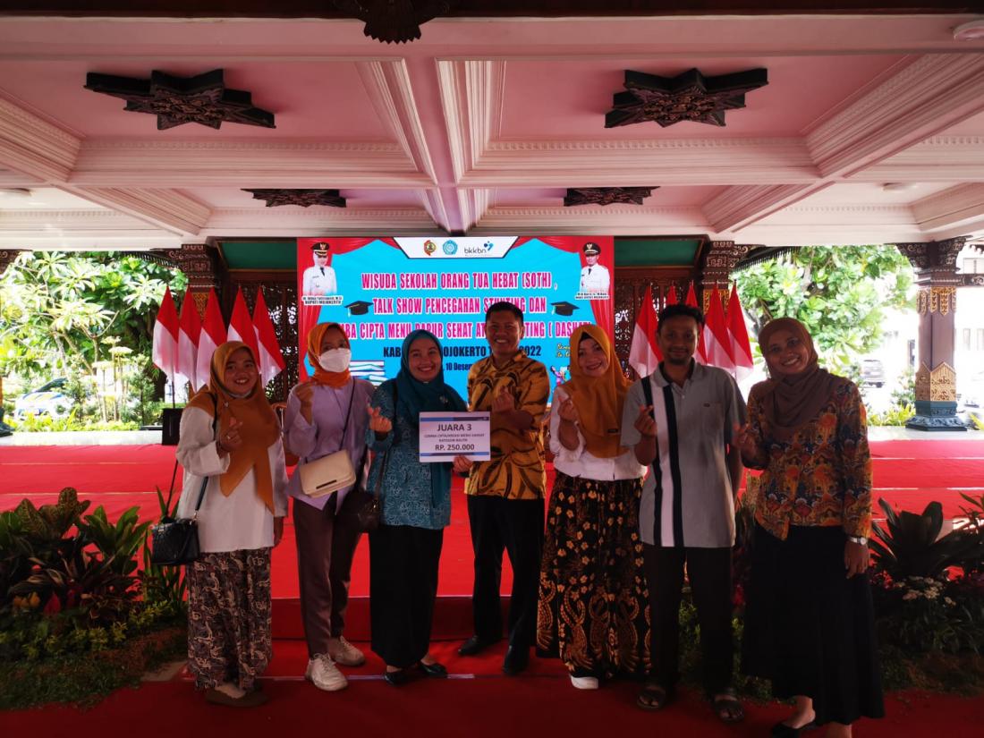 juara-3-kategori-pmt-untuk-balita-lomba-lomba-cipta-menu-dapur-sehat-kab-mojokerto